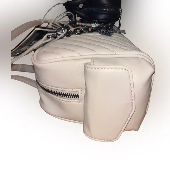 Steve Madden Bmikey Quilted Satchel – White/Black Charm Bag, NWT - Picture 5 of 6